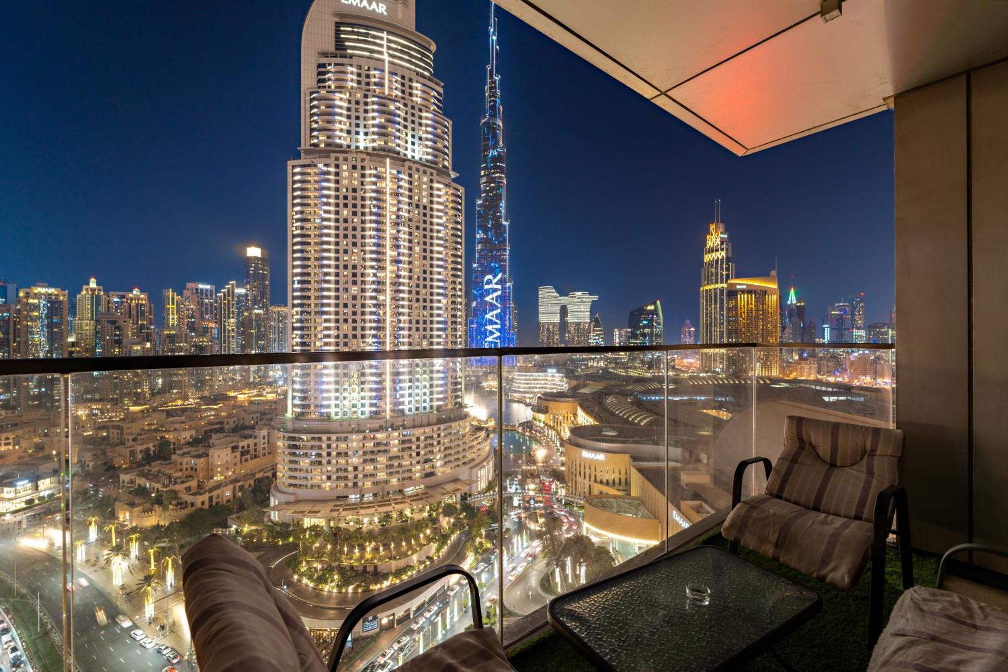 First Class 2Br With Full Burj Khalifa And Fountain View Дубай Екстер'єр фото