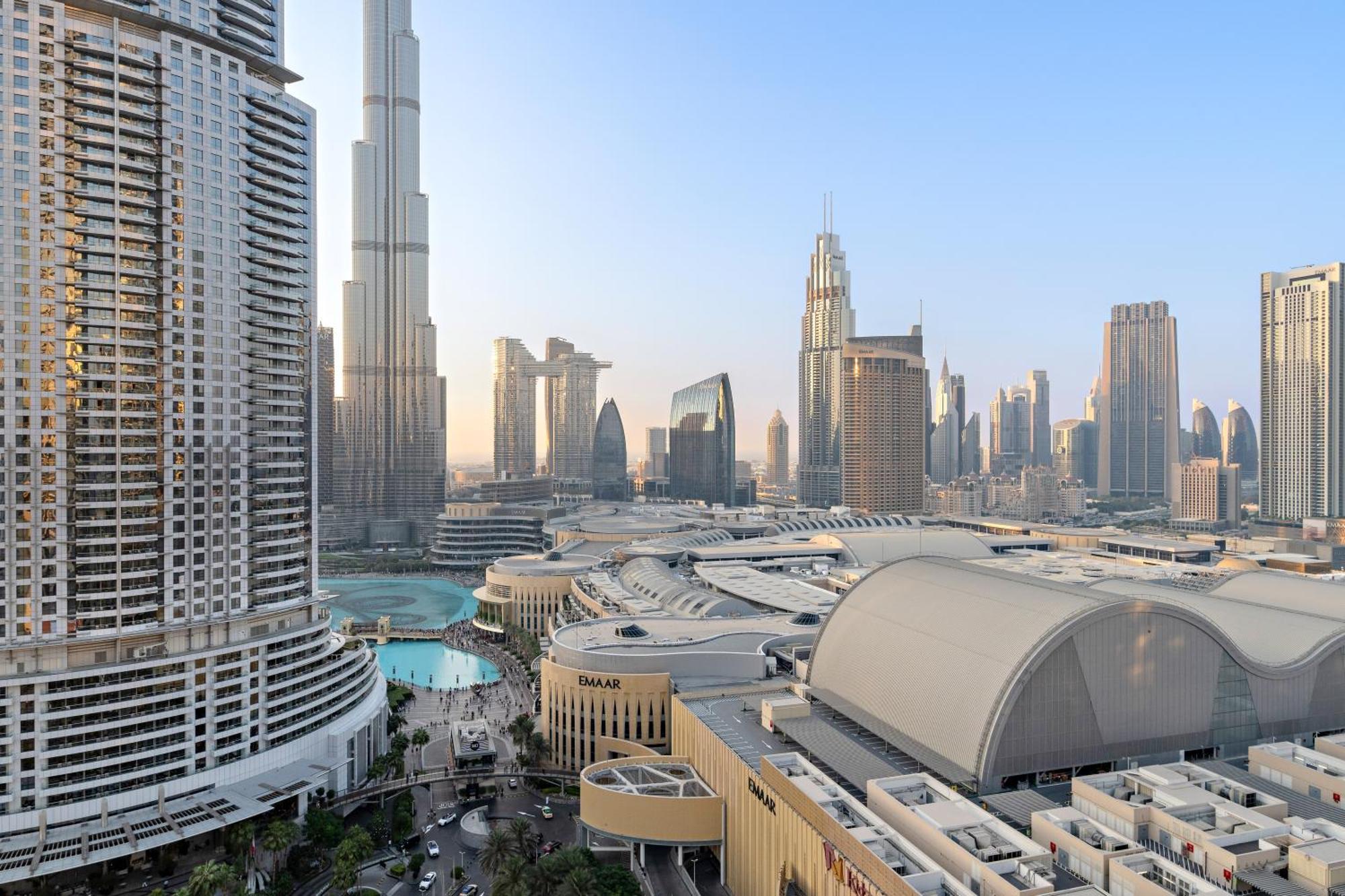 First Class 2Br With Full Burj Khalifa And Fountain View Дубай Екстер'єр фото